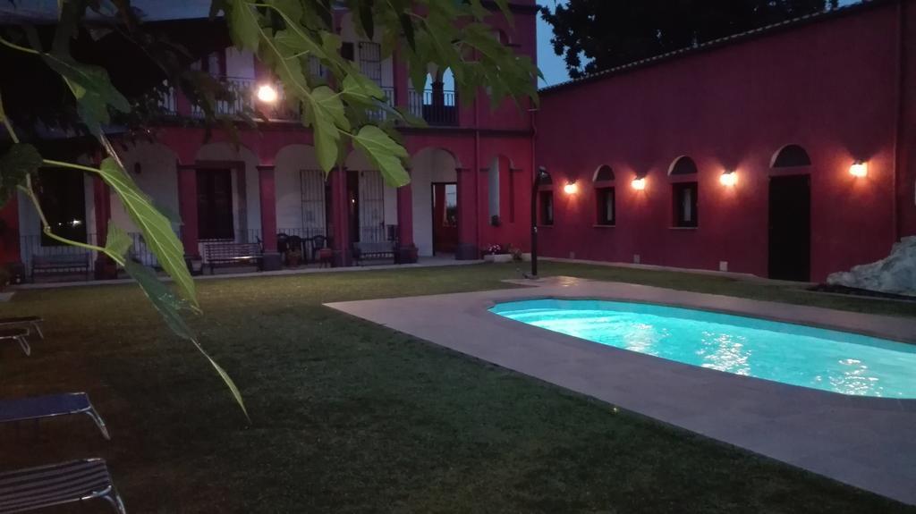 Aparthotel Can Gallart Santa Coloma De Farners Dış mekan fotoğraf