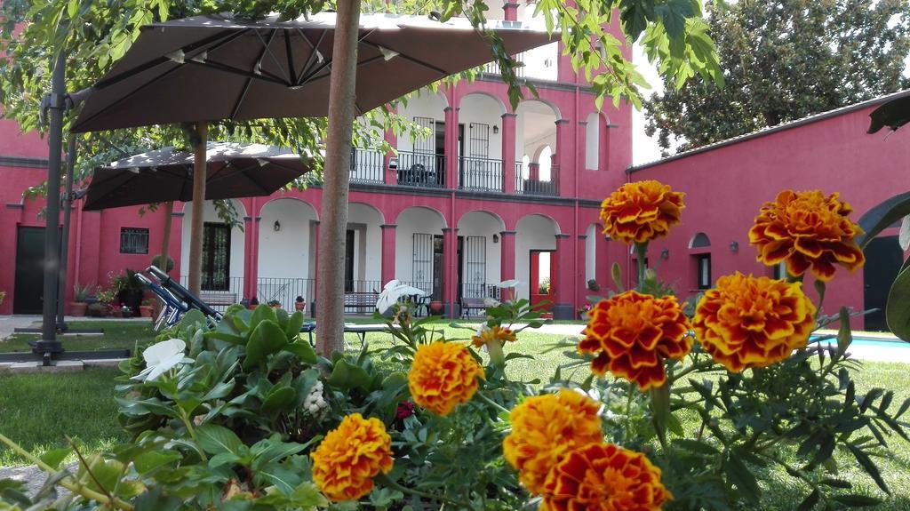 Aparthotel Can Gallart Santa Coloma De Farners Dış mekan fotoğraf