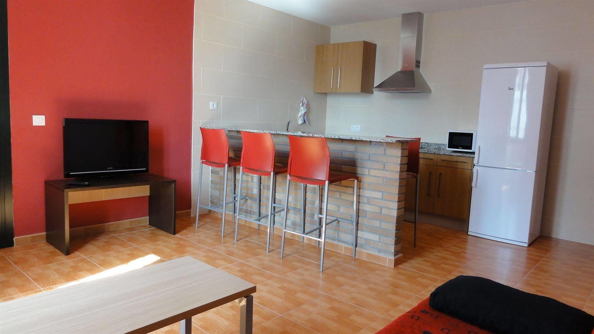 Aparthotel Can Gallart Santa Coloma De Farners Dış mekan fotoğraf
