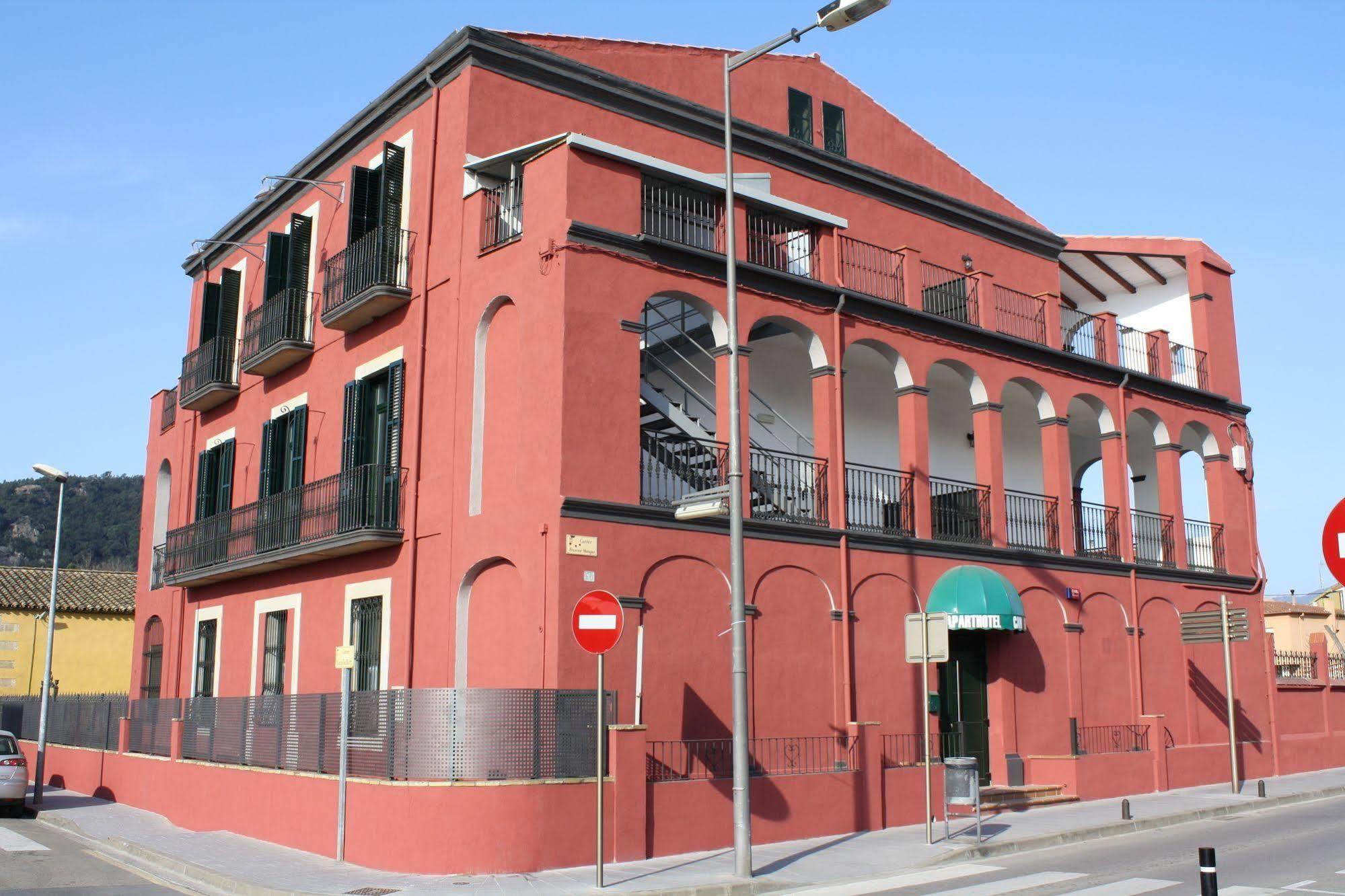 Aparthotel Can Gallart Santa Coloma De Farners Dış mekan fotoğraf