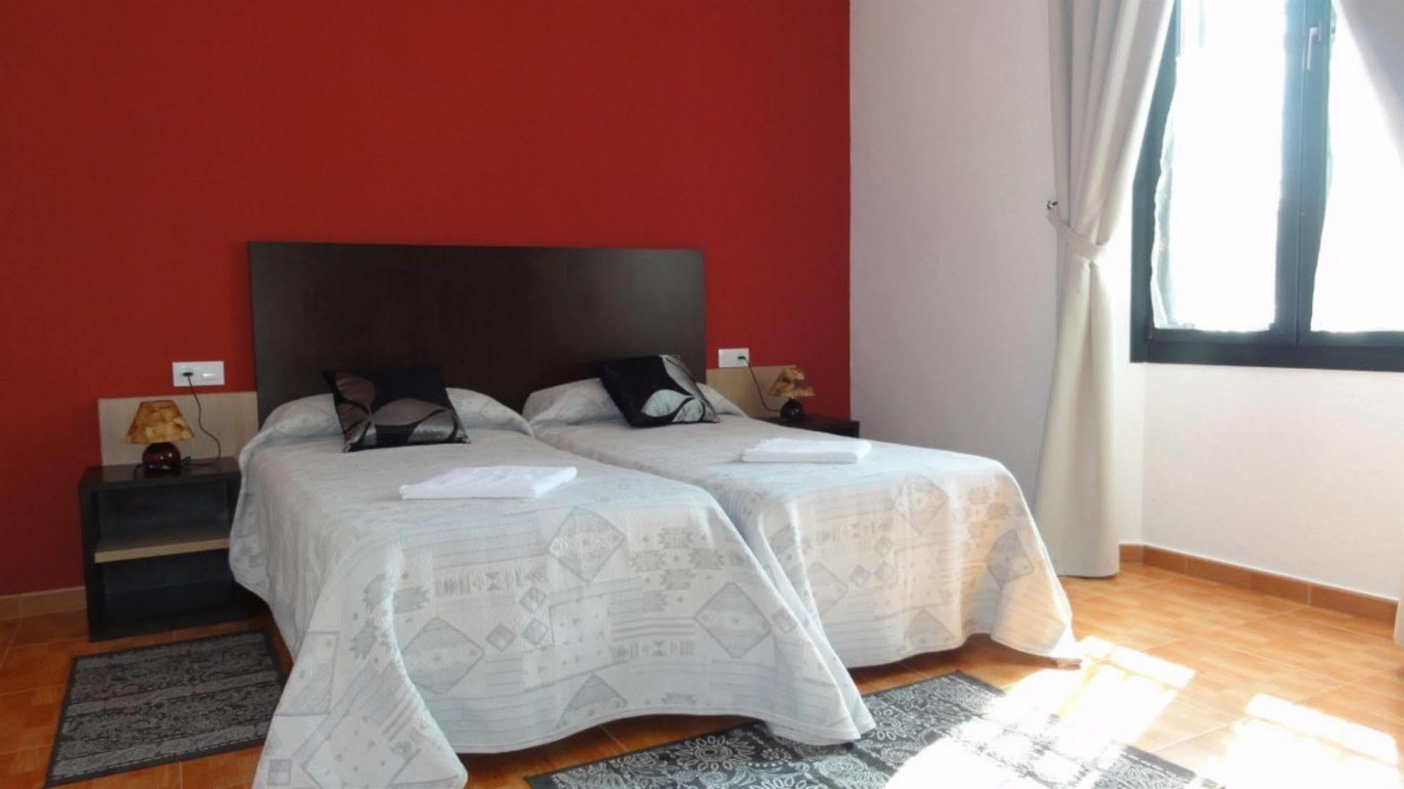Aparthotel Can Gallart Santa Coloma De Farners Dış mekan fotoğraf